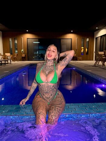Full leaked Split tongue bri page private onlyfans photo