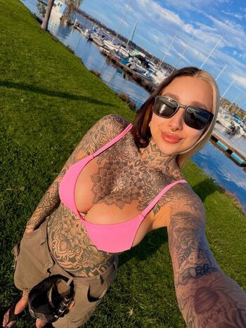 Full leaked Split tongue bri private onlyfans photo