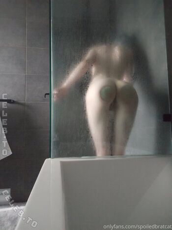Full leaked Spoiledbratcat private onlyfans photo