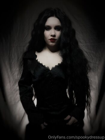 spookydressup