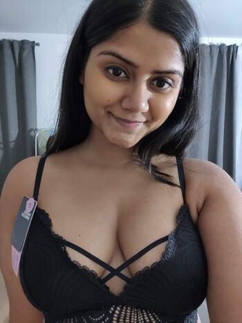 Full leaked Srishti sharma private onlyfans photo