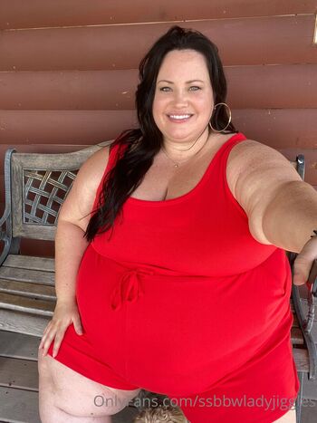 Full leaked Ssbbwladyjiggles private onlyfans photo