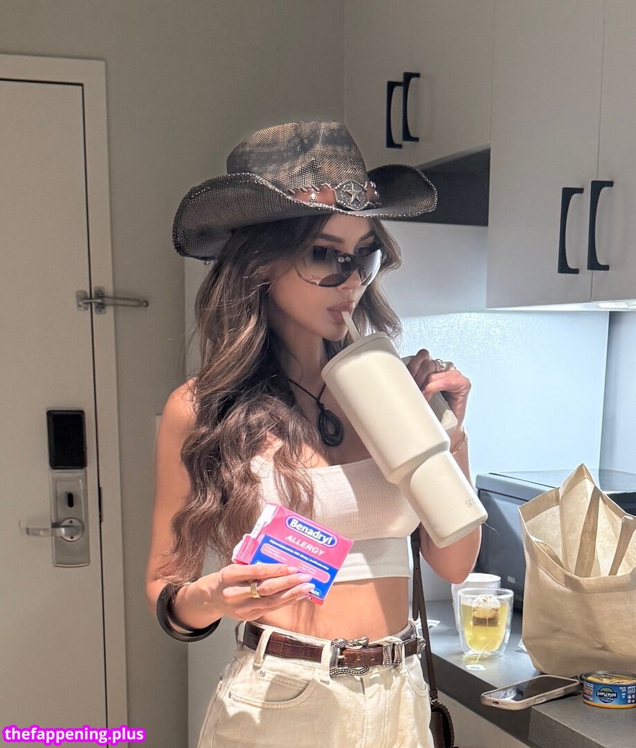 Sssniperwolf Naakte OnlyFans Foto #79