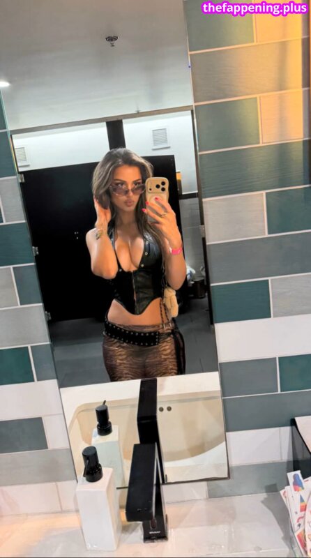 Sssniperwolf Naken OnlyFans Foto #167