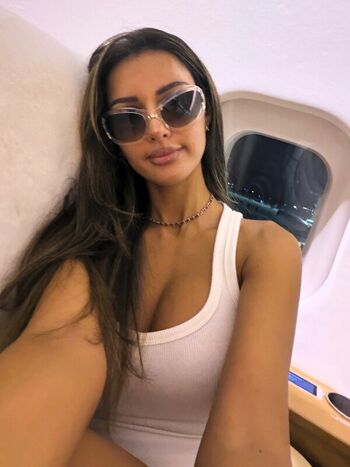 Full leaked Sssniperwolf private onlyfans photo