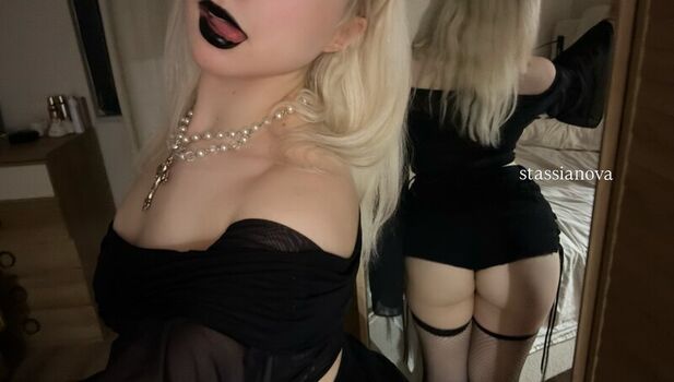 Full leaked Stassianova private onlyfans photo