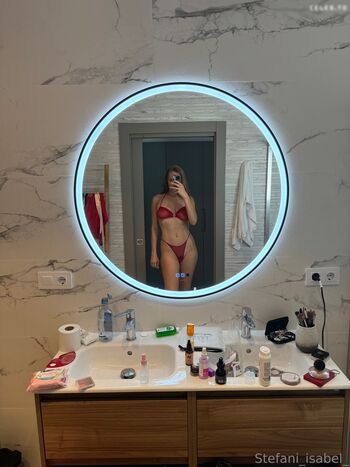 stefani_isabel_