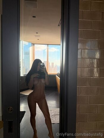 Full leaked Stefanie knight page private onlyfans photo