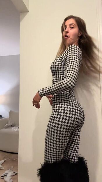 Full leaked Stephanie niles private onlyfans photo