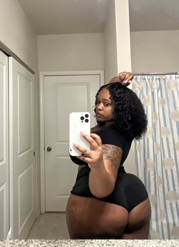Full leaked Stizzyxnana private onlyfans photo