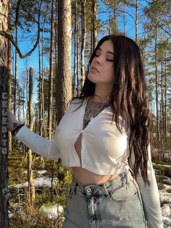 Full leaked Stonemlina page private onlyfans photo