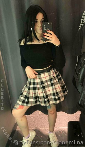 Full leaked Stonemlina page private onlyfans photo