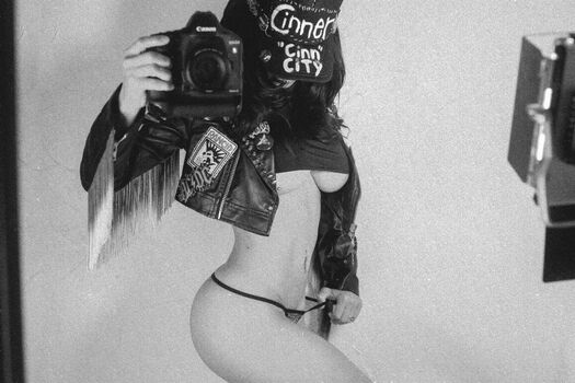 Full leaked Stormi maya  page private onlyfans photo