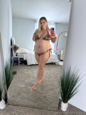 Full leaked Strawberrybreetv private onlyfans photo