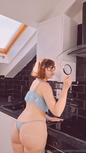 strawberrydollxo