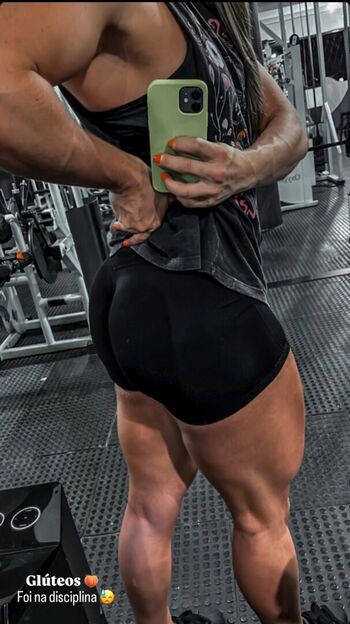 Strong AND Curvy Women