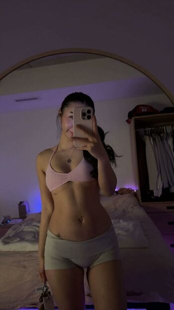 Full leaked Sua lee private onlyfans photo