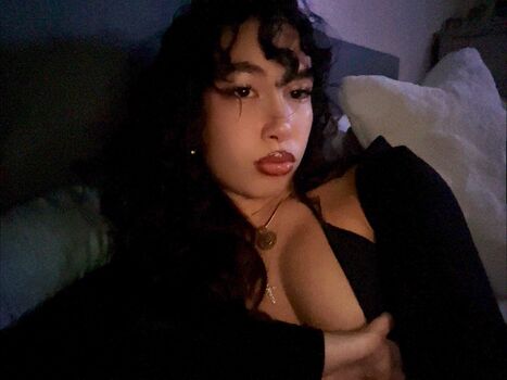 Full leaked Suchiwoochi private onlyfans photo