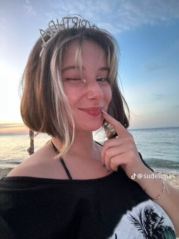 Full leaked Sude elmas private onlyfans photo