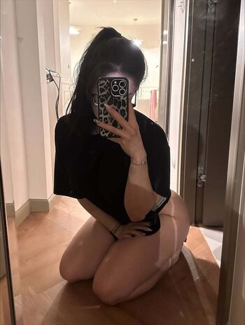 Full leaked Sudemwah  page private onlyfans photo