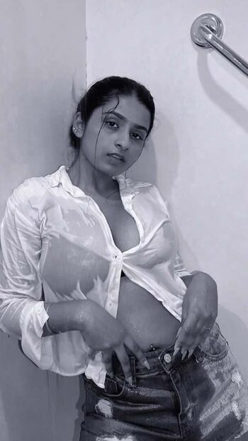 Full leaked Suhana khan page private onlyfans photo