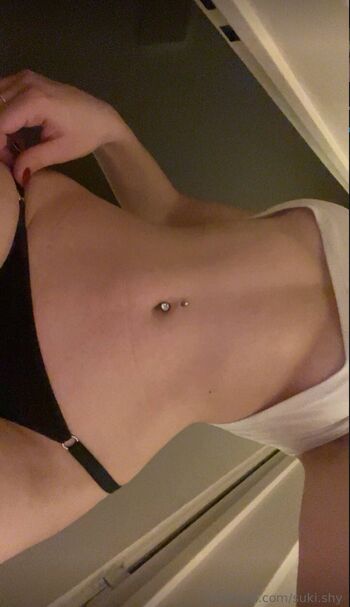 Full leaked Suki shy private onlyfans photo