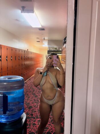 Full leaked Sukiwithagoodcoochie private onlyfans photo