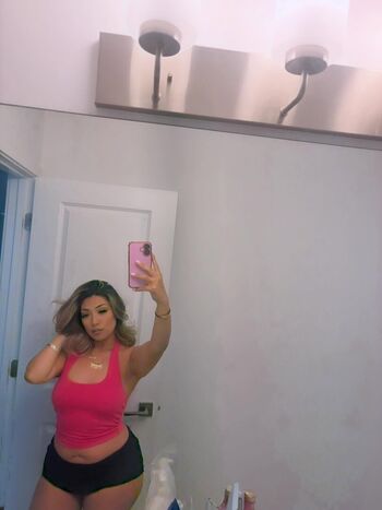 Full leaked Sukiwithagoodcoochie private onlyfans photo