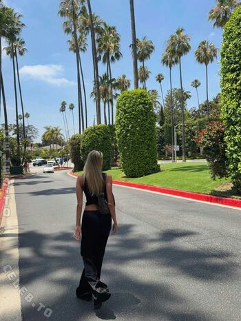 Full leaked Summer rose hart private onlyfans photo