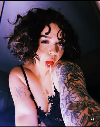 Full leaked Sunflowerr mik private onlyfans photo
