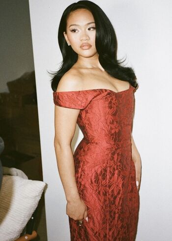 Full leaked Suni lee private onlyfans photo