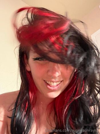 Full leaked Sunnysunrayss private onlyfans photo