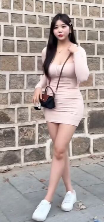 Full leaked Sunwoo page private onlyfans photo