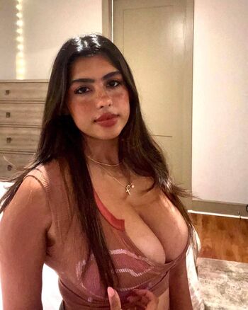 Full leaked Sunya siddiqui page private onlyfans photo