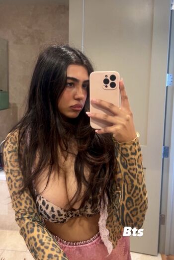 Full leaked Sunya siddiqui private onlyfans photo