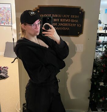 Full leaked Suopontwitch private onlyfans photo
