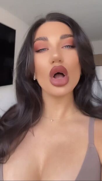 Full leaked Suppasamm private onlyfans photo
