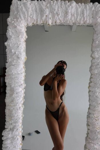 Full leaked Suprabae private onlyfans photo