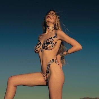 Full leaked Susannah nixon private onlyfans photo