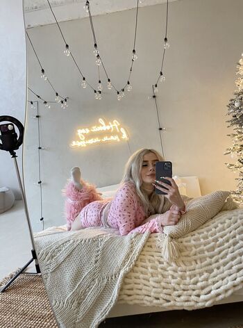 Full leaked Sveta sollar private onlyfans photo