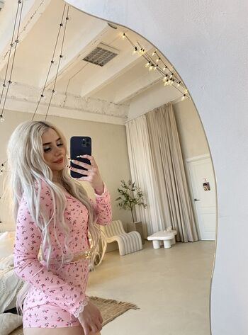 Full leaked Sveta sollar private onlyfans photo