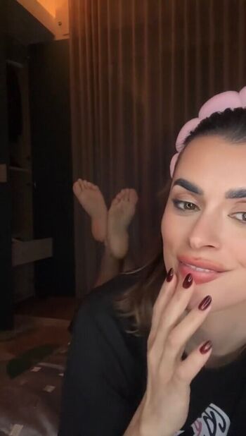 Full leaked Sweet girl page private onlyfans photo