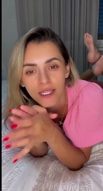 Full leaked Sweet girl page private onlyfans photo
