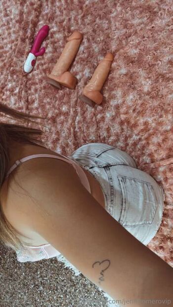 Full leaked Sweet jenni private onlyfans photo