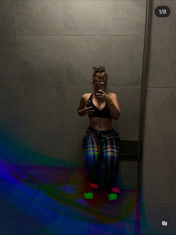 Full leaked Sweetiesensation private onlyfans photo