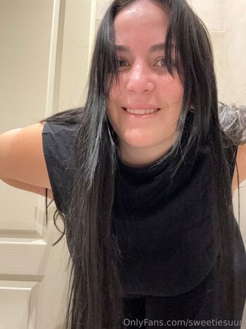 Full leaked Sweetiesuun private onlyfans photo