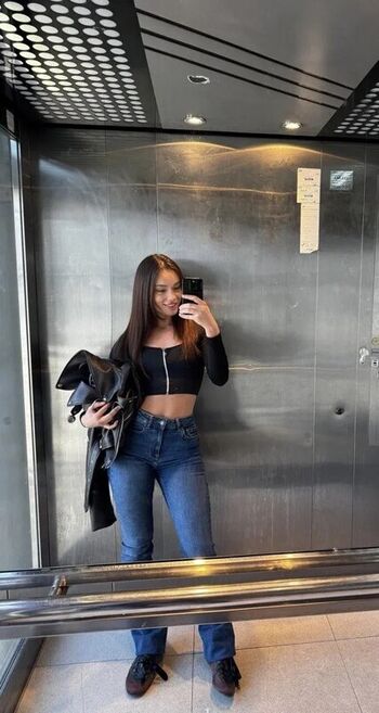 Full leaked Sweetrossie private onlyfans photo
