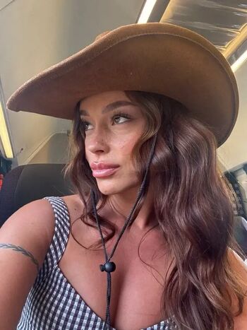 Full leaked Sweetrossie private onlyfans photo