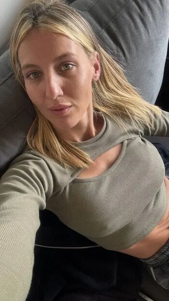 Full leaked Sweetsaarah private onlyfans photo
