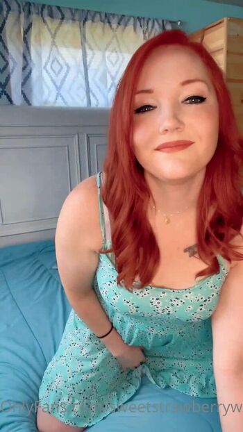 Full leaked Sweetstrawberrywine private onlyfans photo